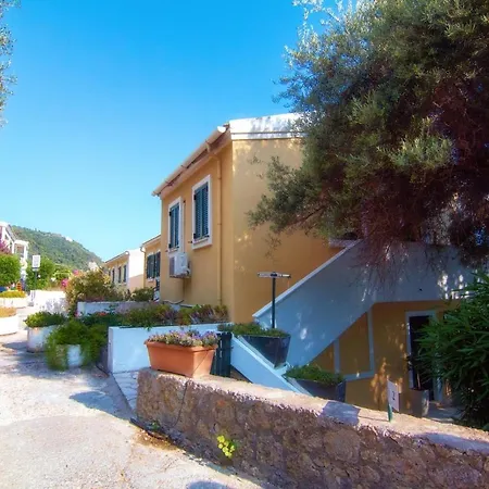 Marina 2 - Blue Glyfada Private Homes *