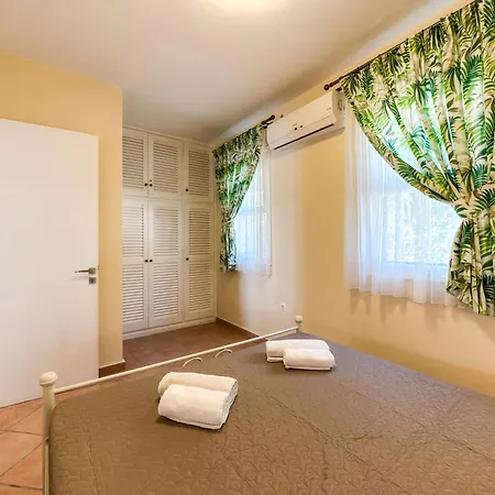 Marina 2 - Blue Glyfada Private Homes *